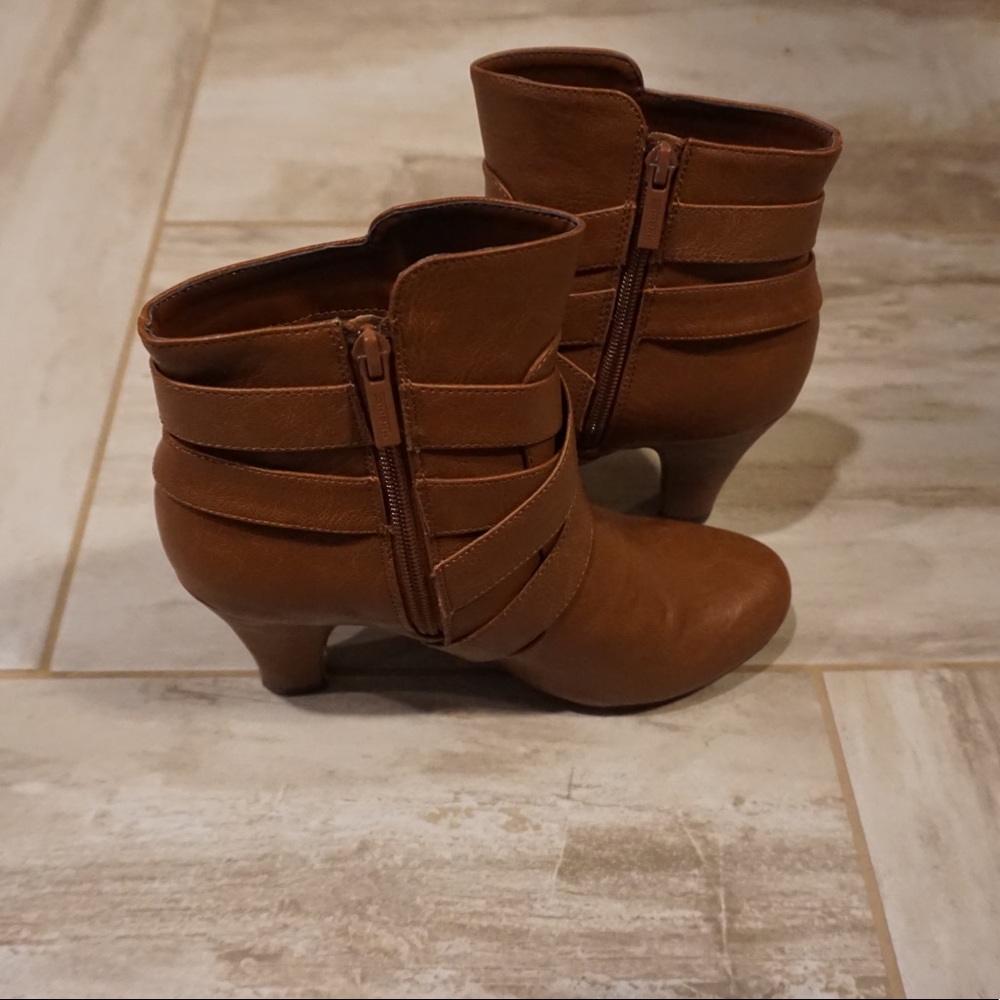 Brown boots